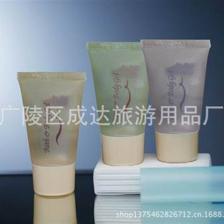 一次性沐浴露與洗發液 賓館酒店用品中的旅行良伴